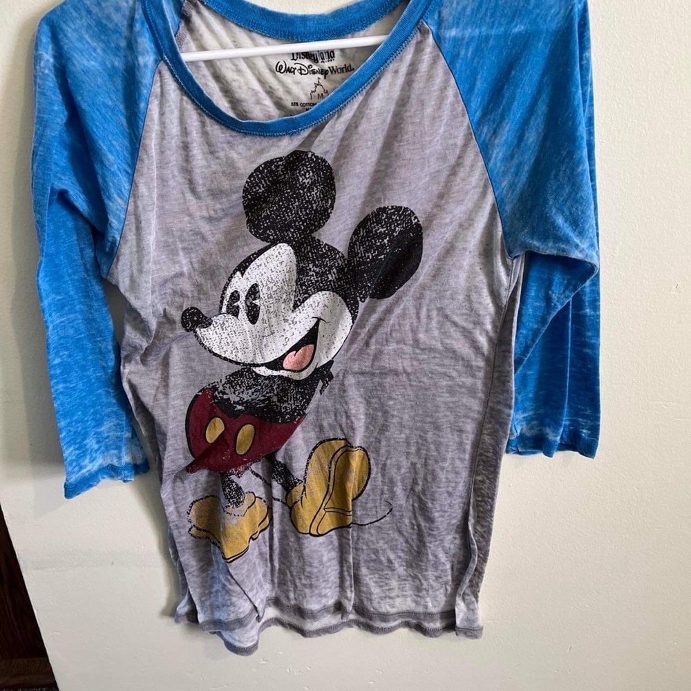 Disneyland Resort Mickey Mouse L/S shirt extremely lightweight SZ M